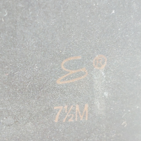 Ciao Bella Red Burgundy Suede Quilted Block Heel Elastic Gore Ankle Boots A995 - Picture 11 of 12